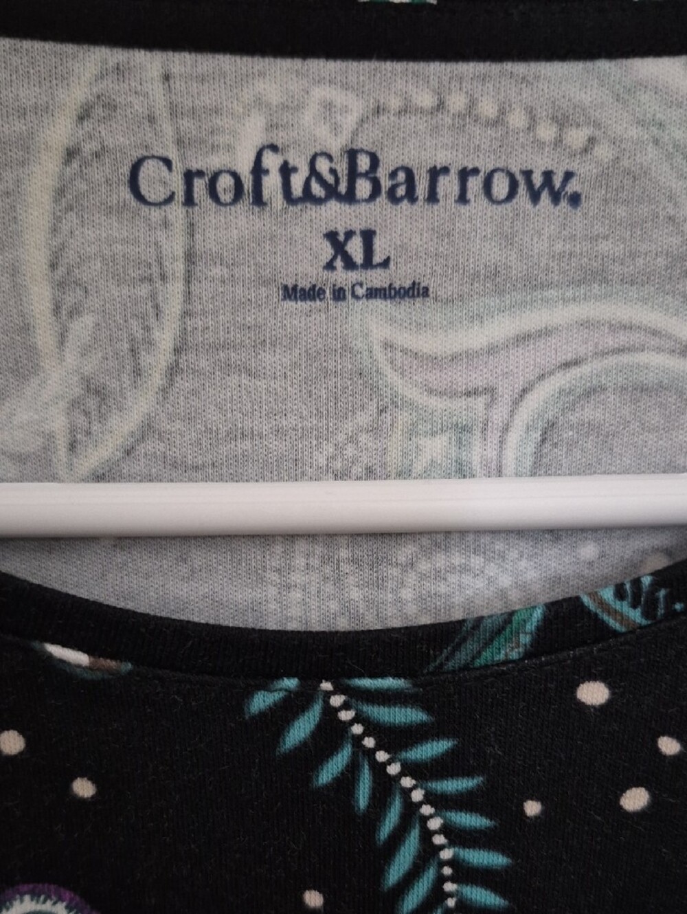 croft & barrow Black Long-Sleeve Floral Paisley Top - Picture 2 of 9